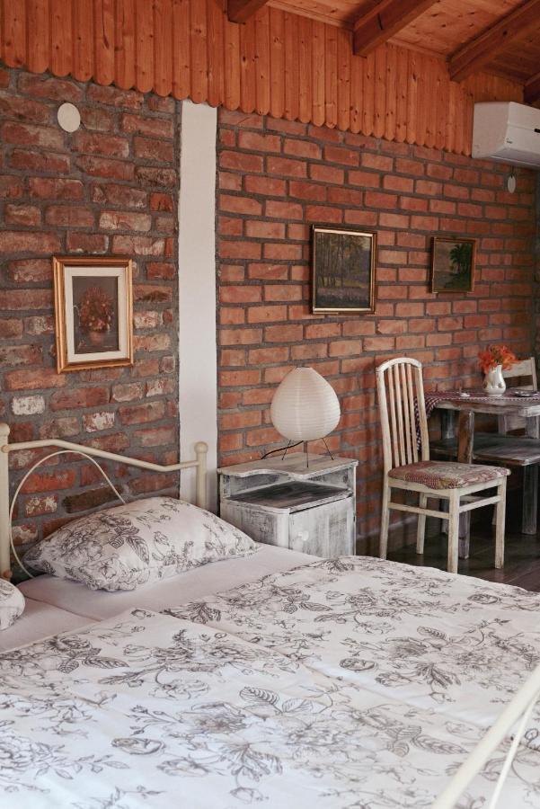 Studio Apartment Romeo Велика-Горица Экстерьер фото