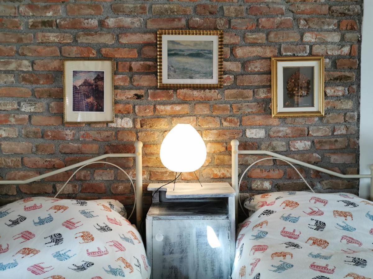 Studio Apartment Romeo Велика-Горица Экстерьер фото